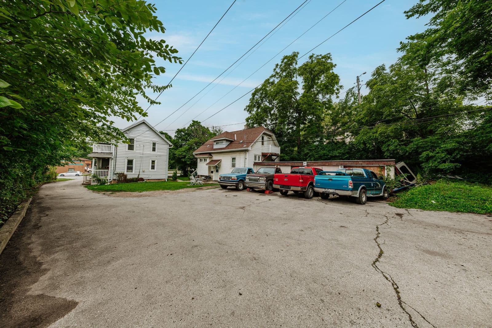 618 Hawley Rd