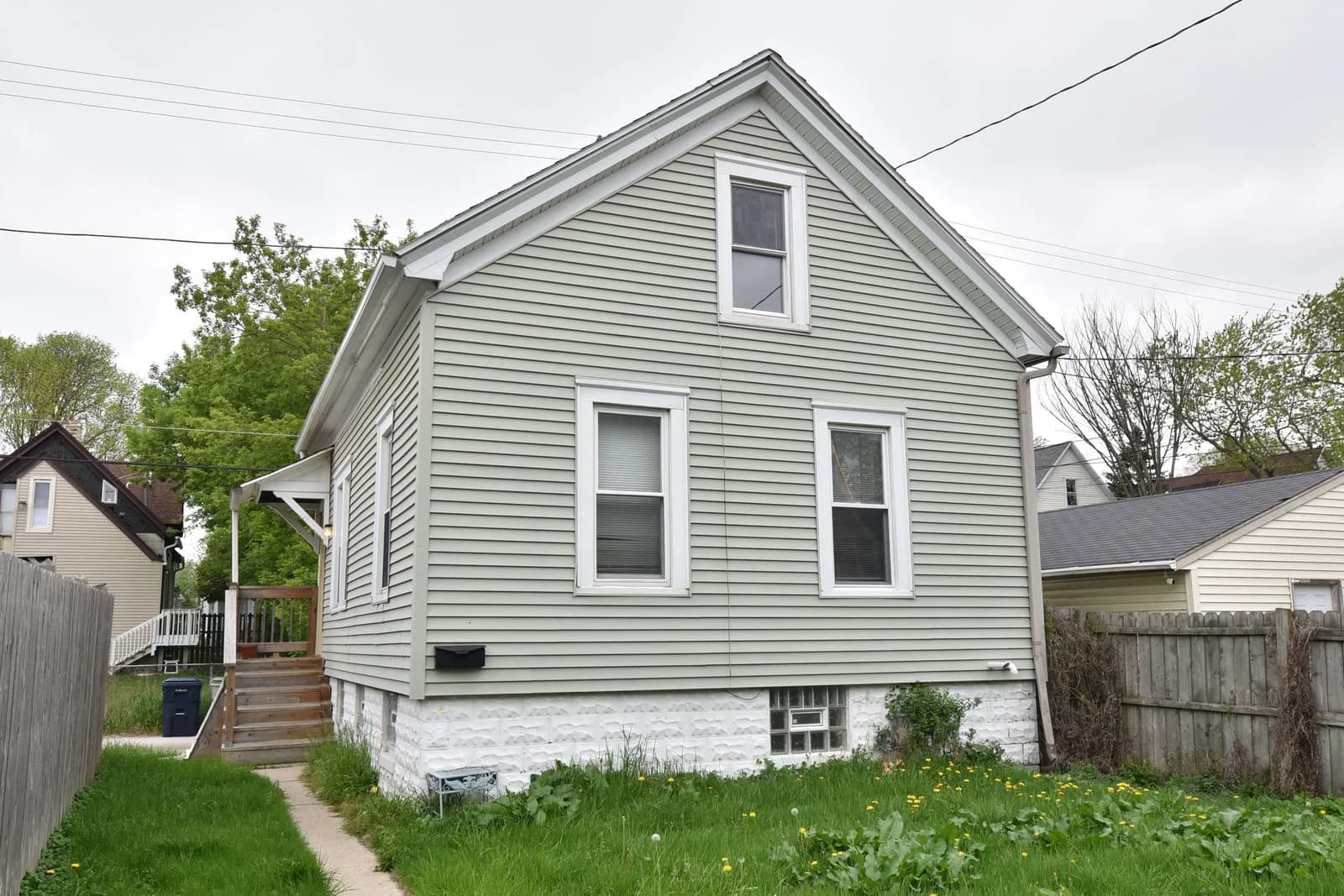 Photo 4 of 2753 Pierce St