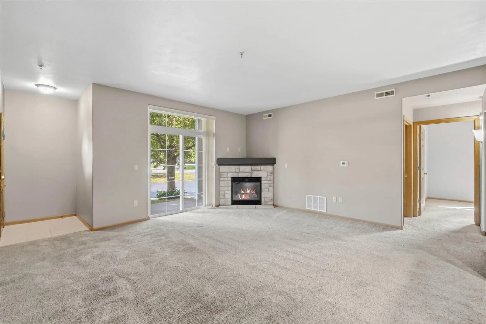 Photo 5 of 1441 Garay Ln