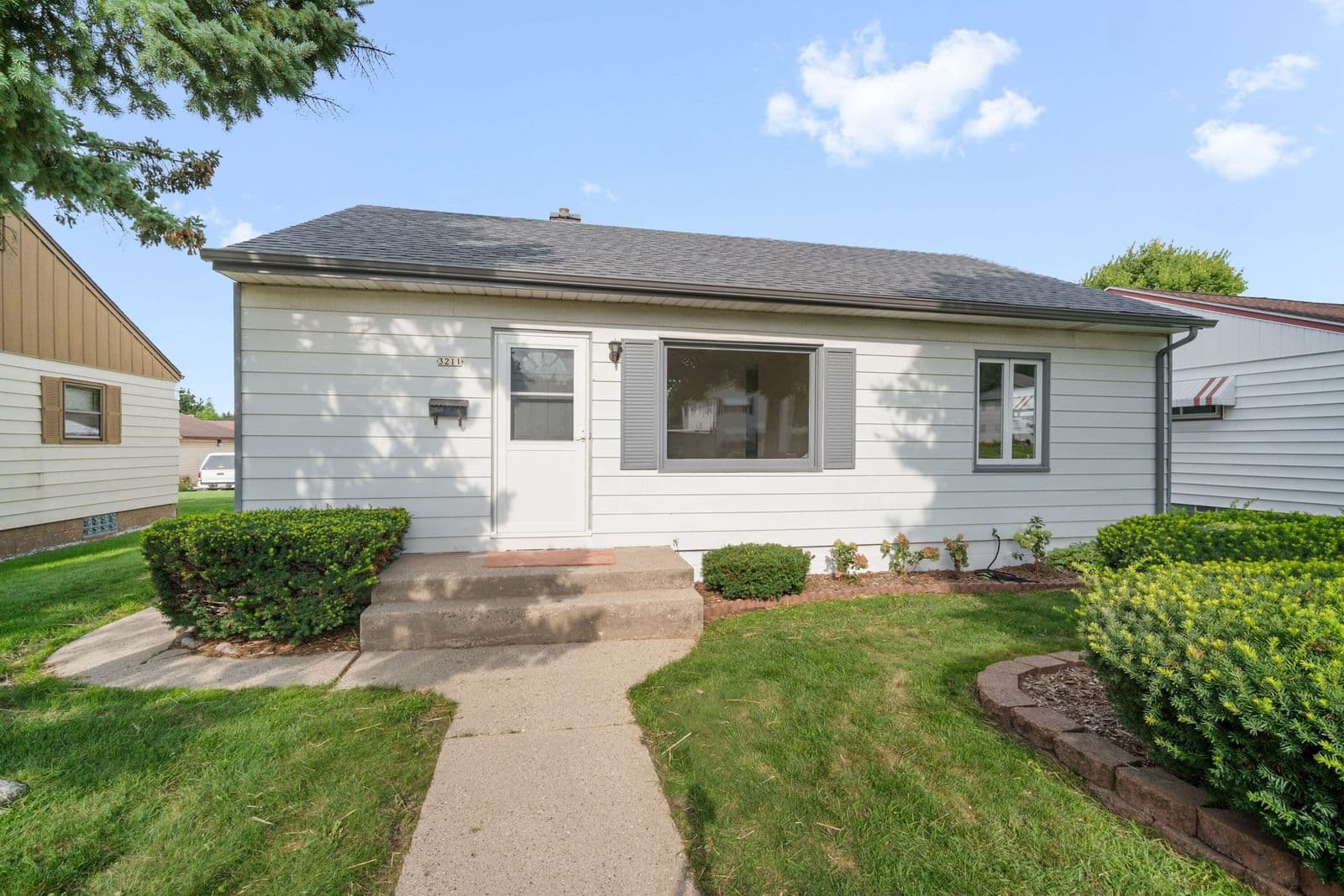 3211 68th, Milwaukee, WI