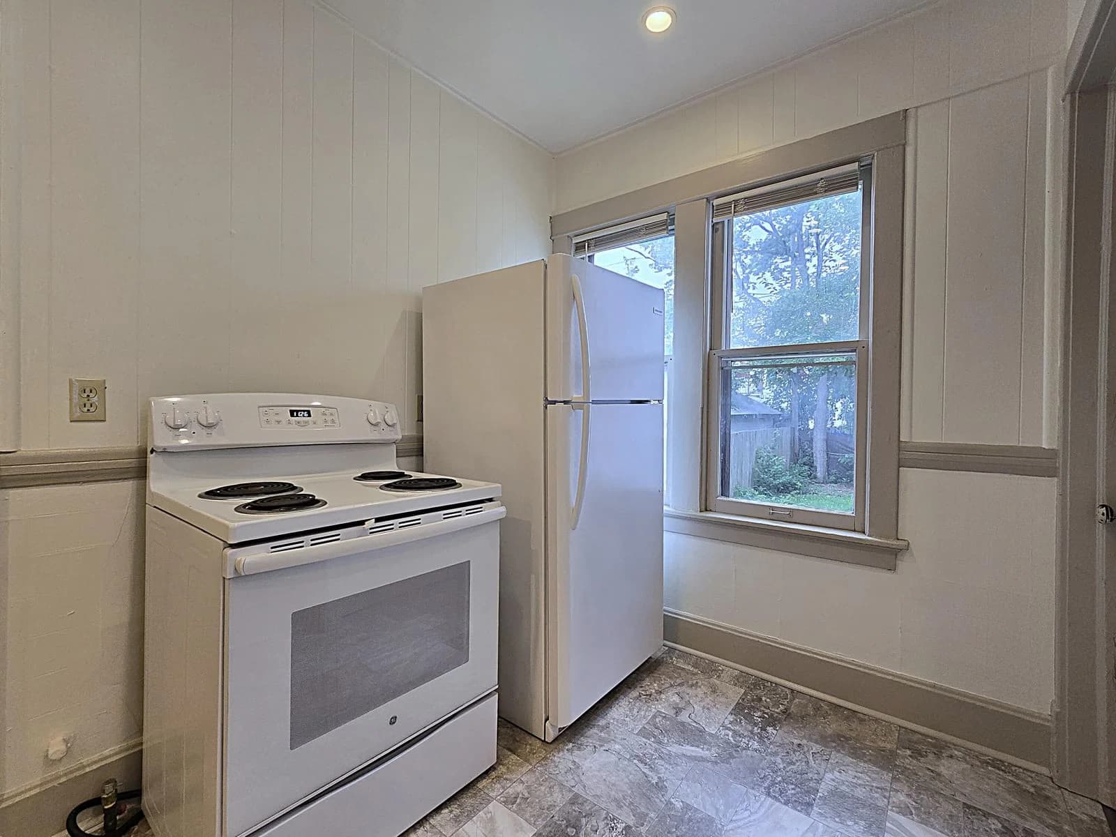 Photo 4 of 3726 Dorothy Pl
