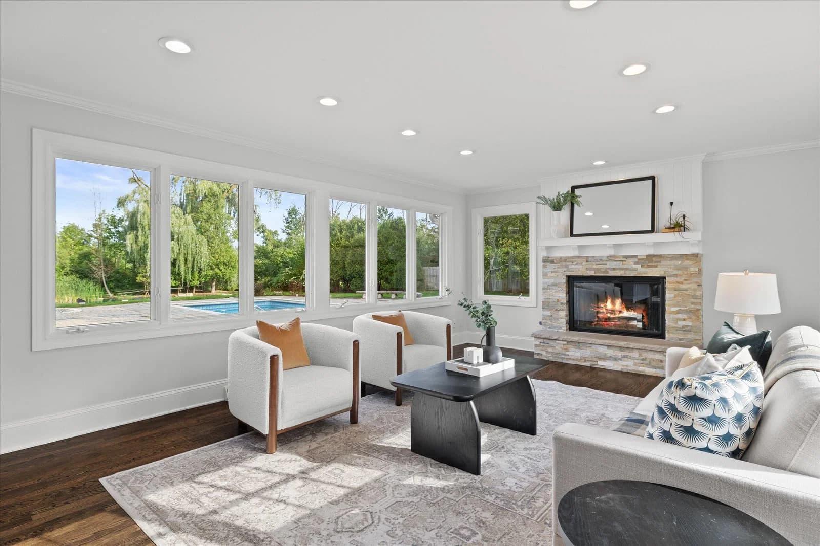 Photo 5 of 2212 Sunnydale Ln