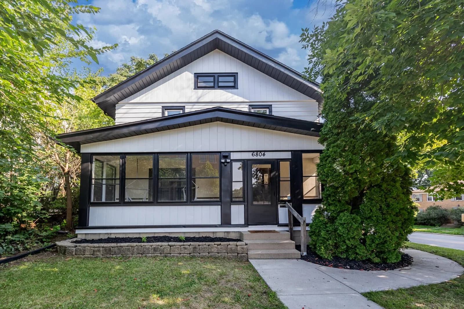 6804 Maple, Wauwatosa, WI