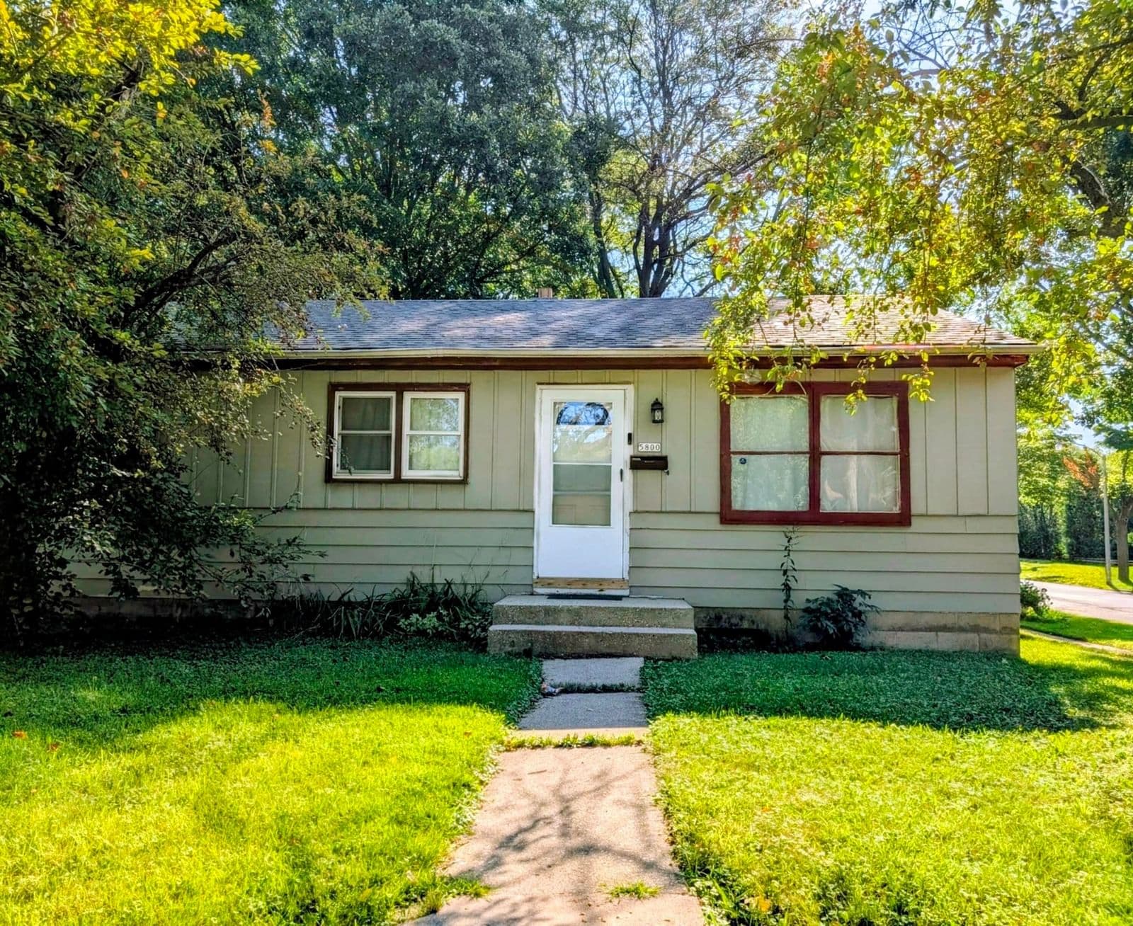 5800 63rd, Milwaukee, WI