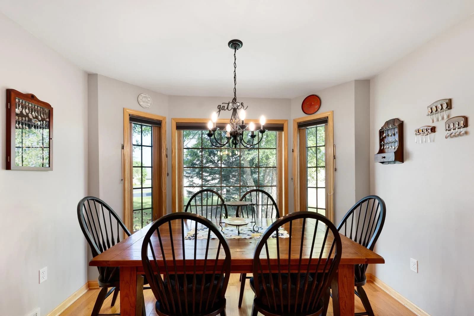 Photo 5 of 2081 Upper Ridge Rd