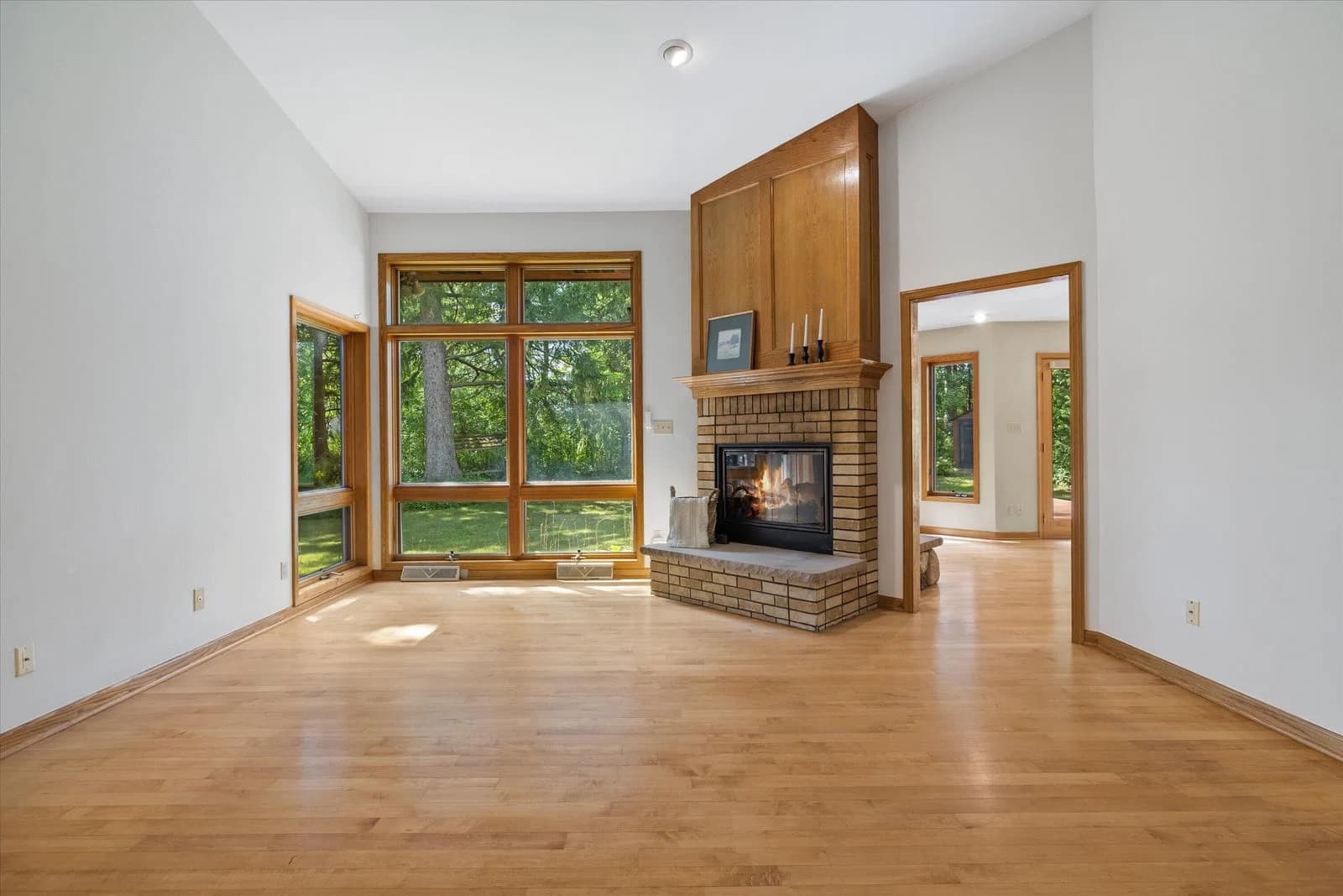 Photo 5 of 10845 Wauwatosa