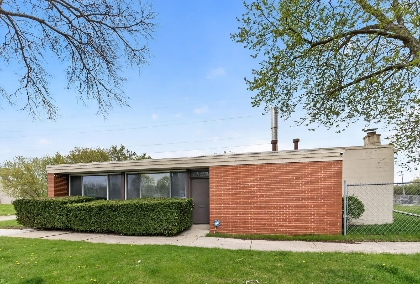 6200 39th, Milwaukee, WI