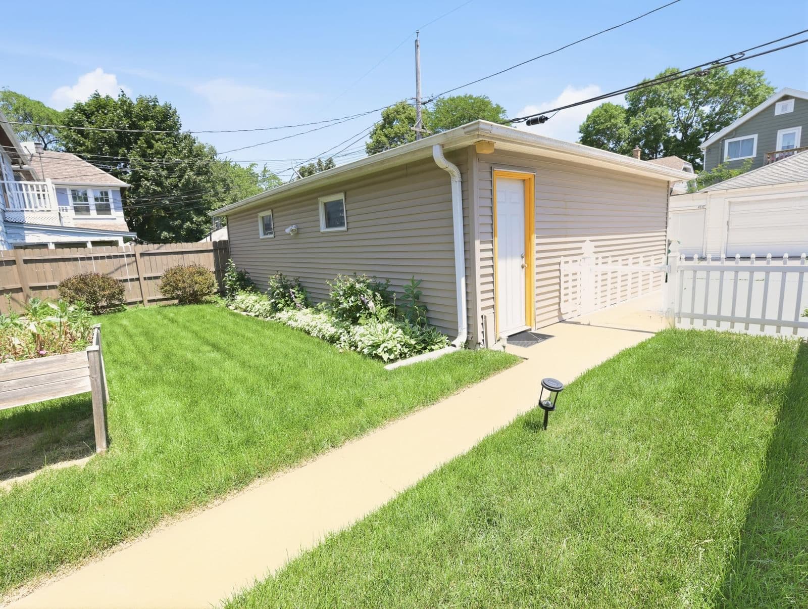 Photo 4 of 4538 Larkin St