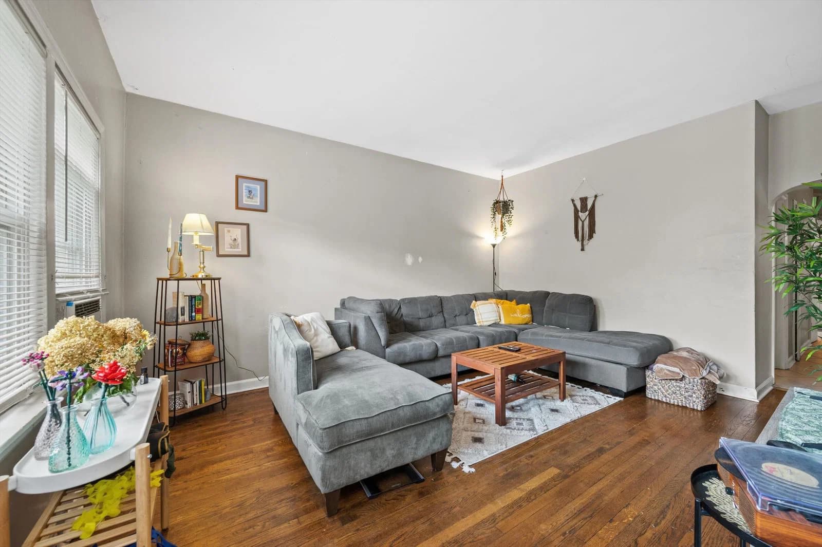 Photo 5 of 2962 Pierce St