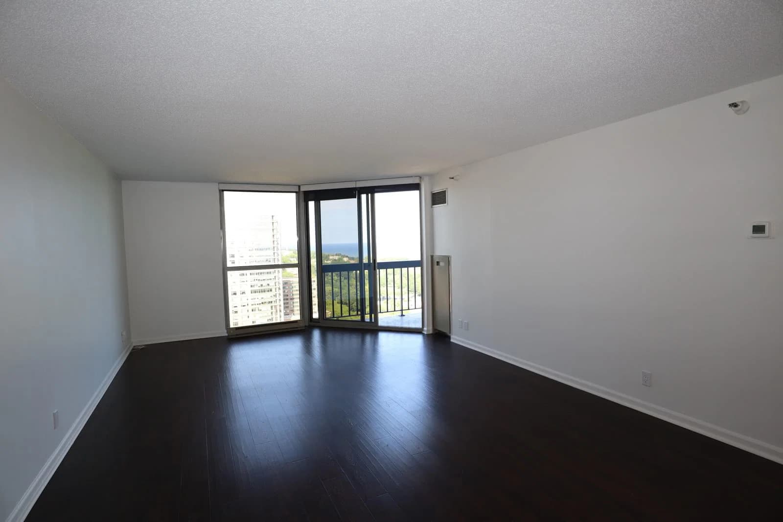 Photo 3 of 1660 Prospect