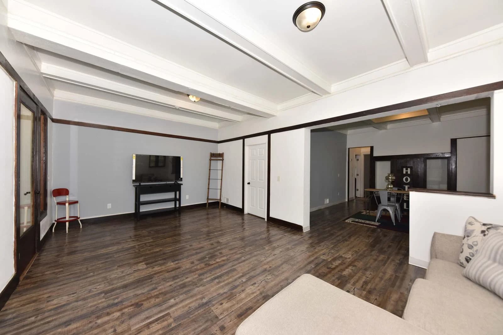 3238 Juneau, Milwaukee, WI