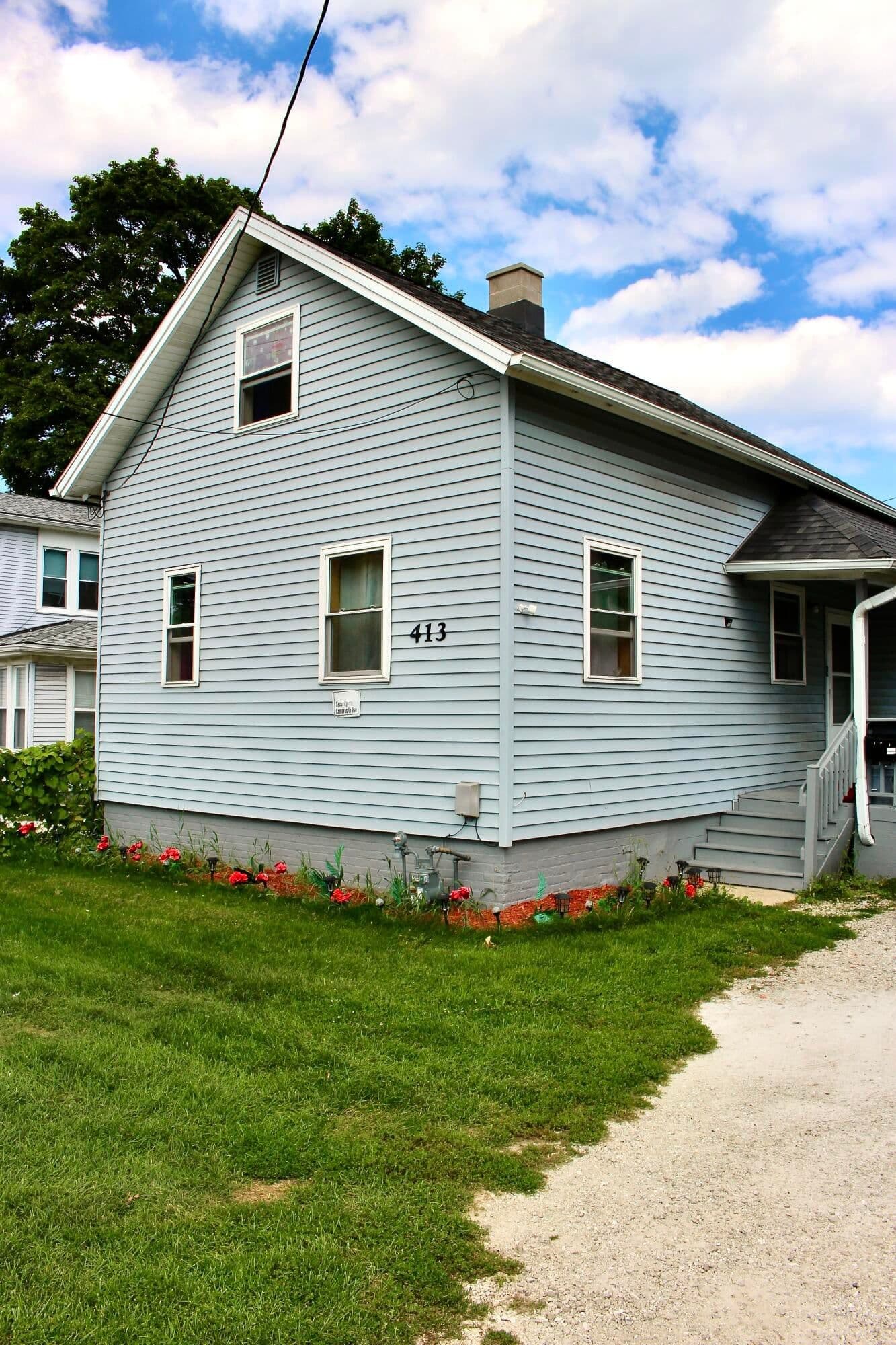 413 Memorial, Racine, WI