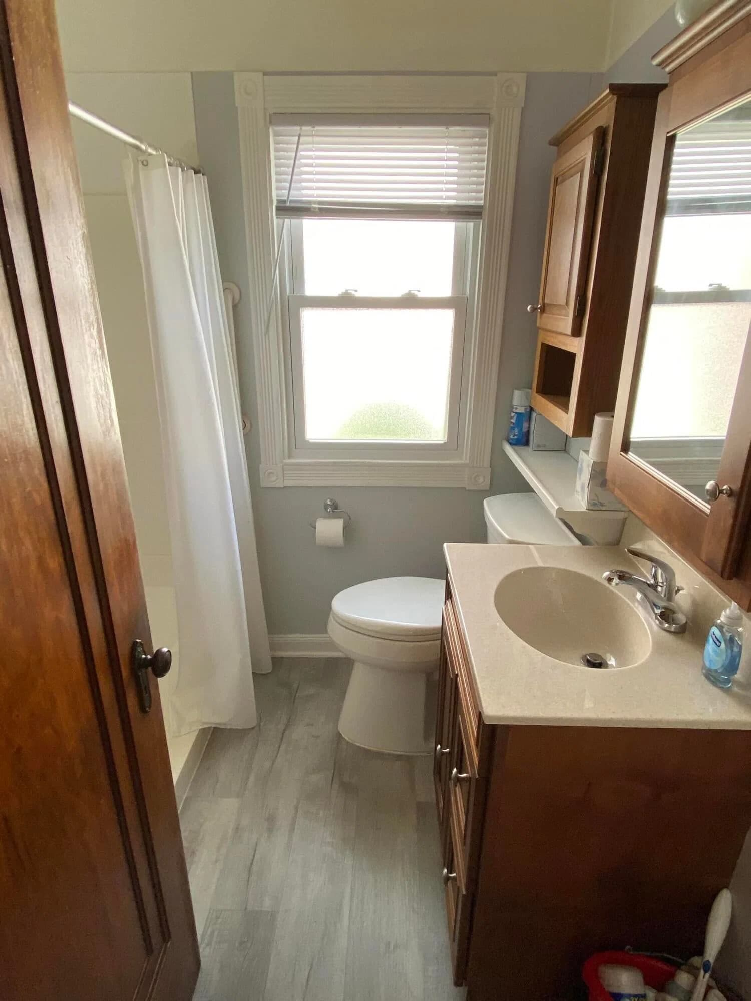 Photo 5 of 2156 Livingston Ter