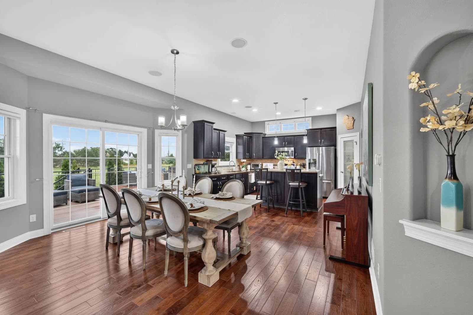 Photo 5 of 1347 Stillwater Cir
