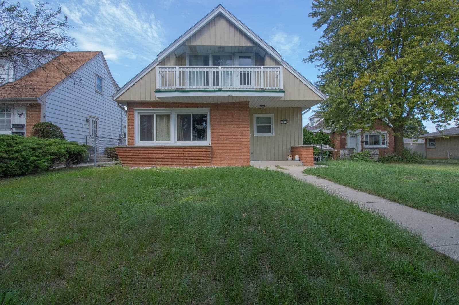 7810 Howard, Milwaukee, WI