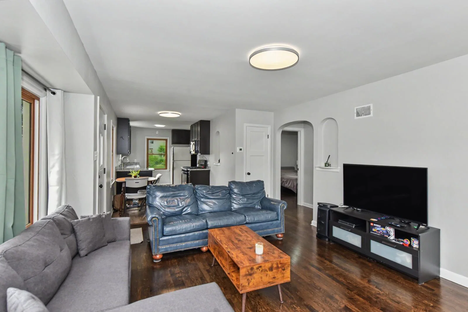 Photo 5 of 4113 Austin St