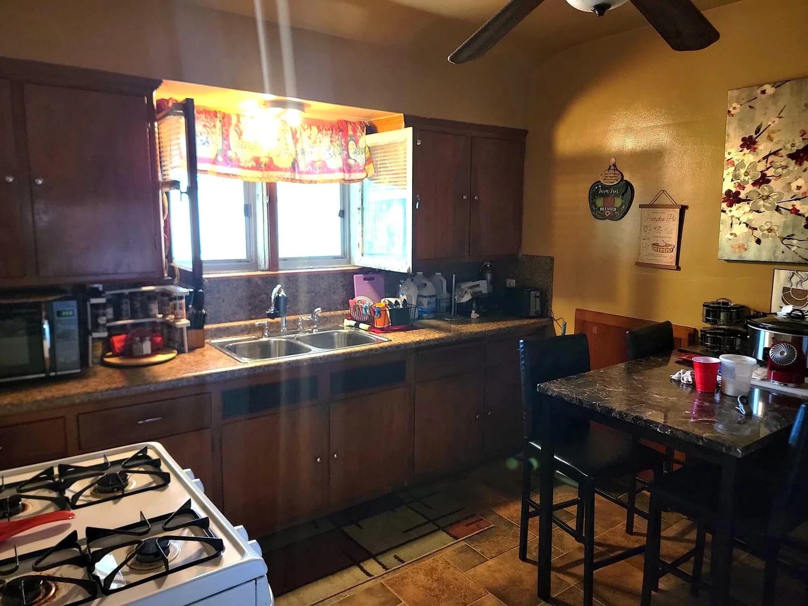 3880 44th, Milwaukee, WI