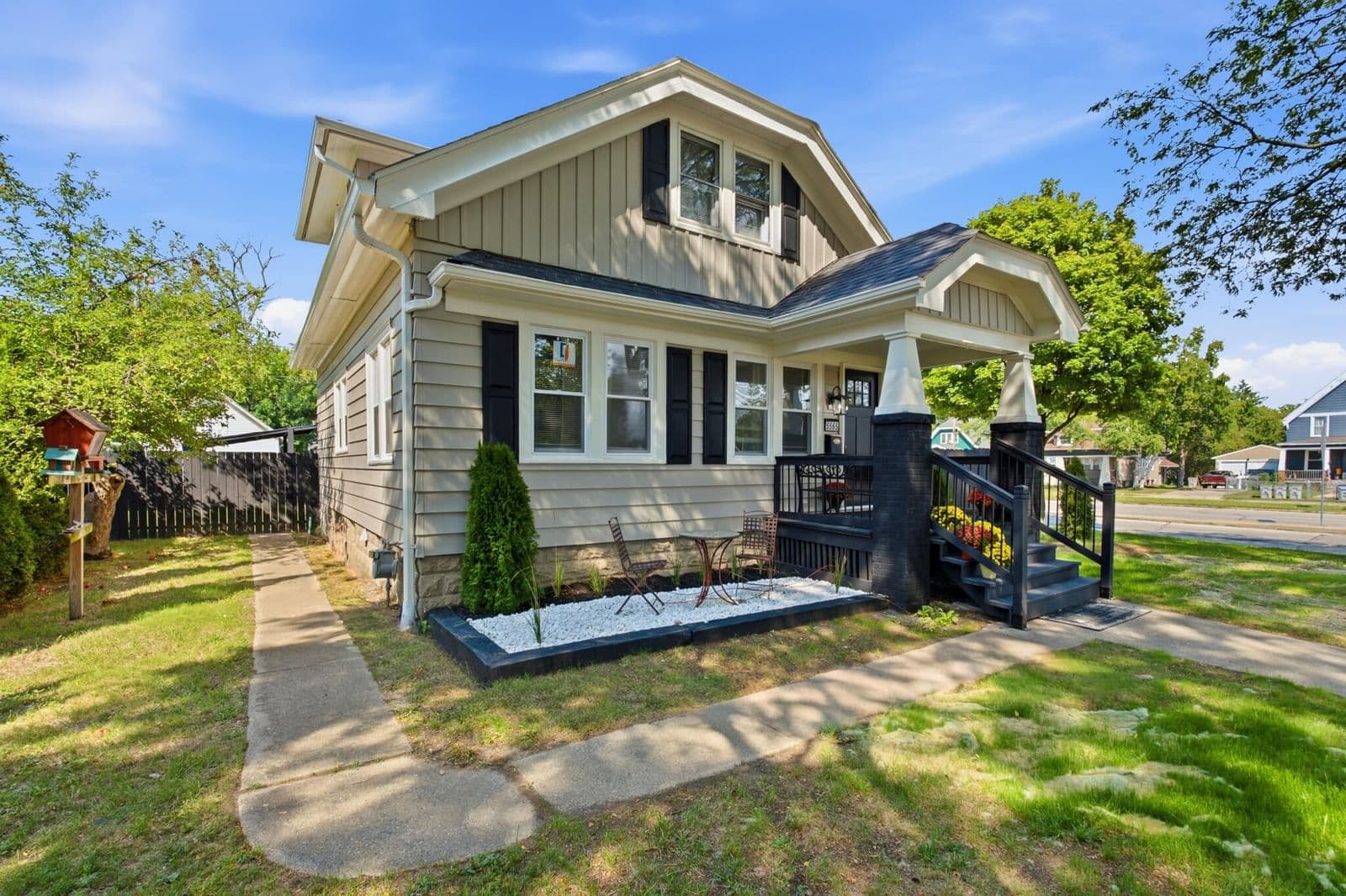 Photo 5 of 5565 32nd St