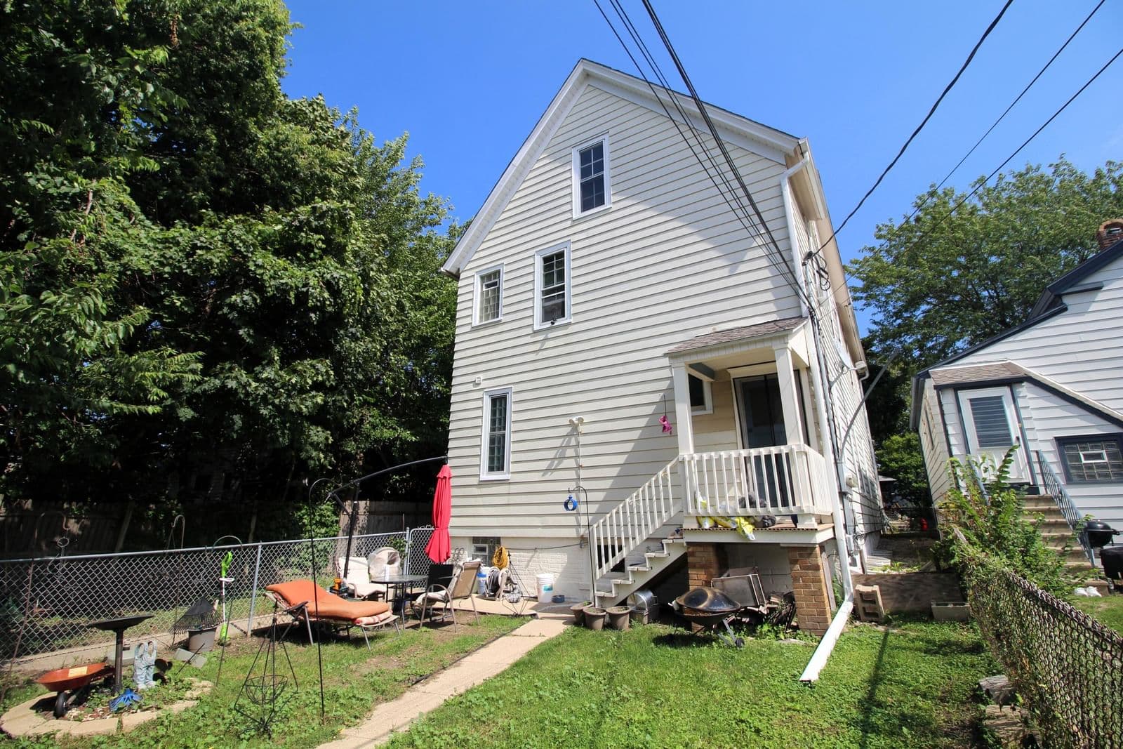 Photo 4 of 3137 Howell Ave