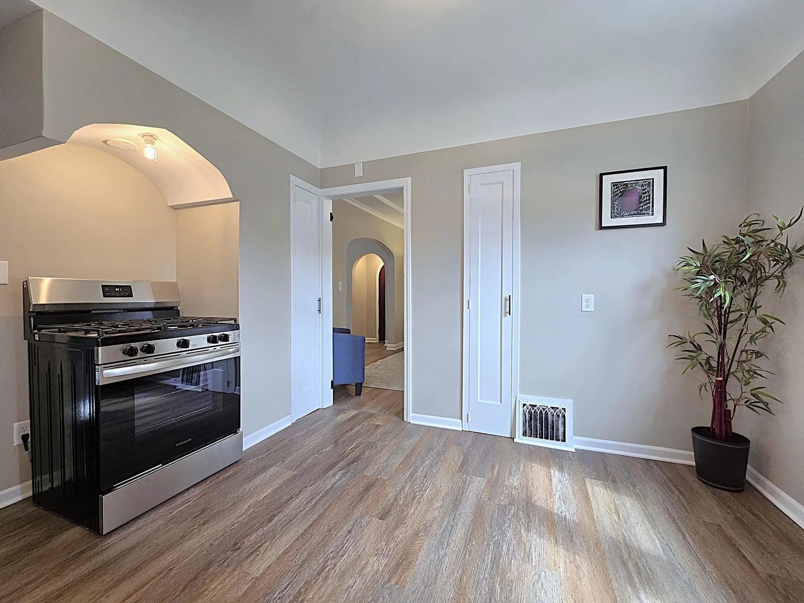 Photo 5 of 3847 36th St
