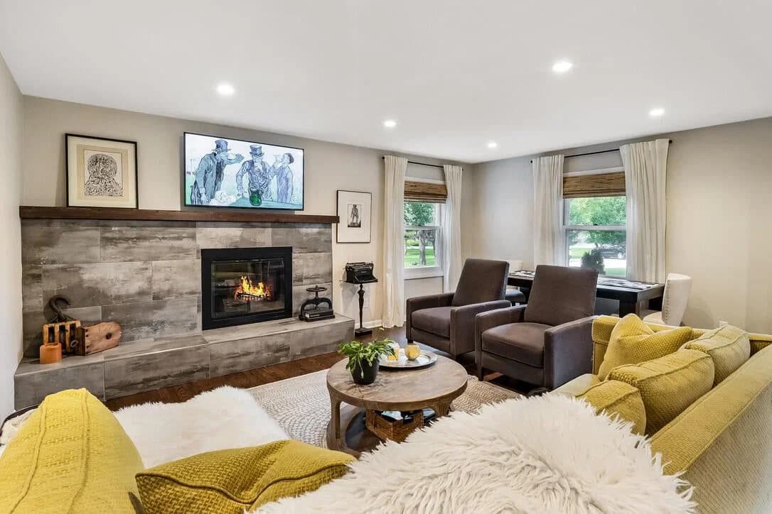 3606 Chantilly Ct