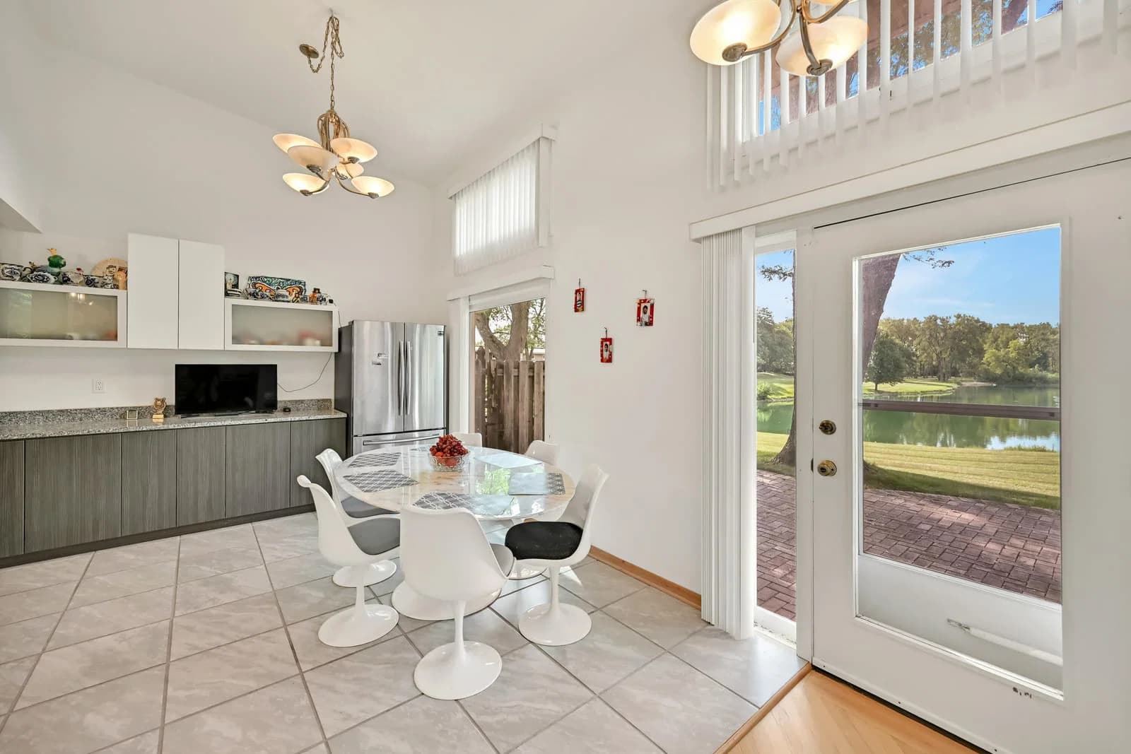 Photo 4 of 12975 Colony Dr