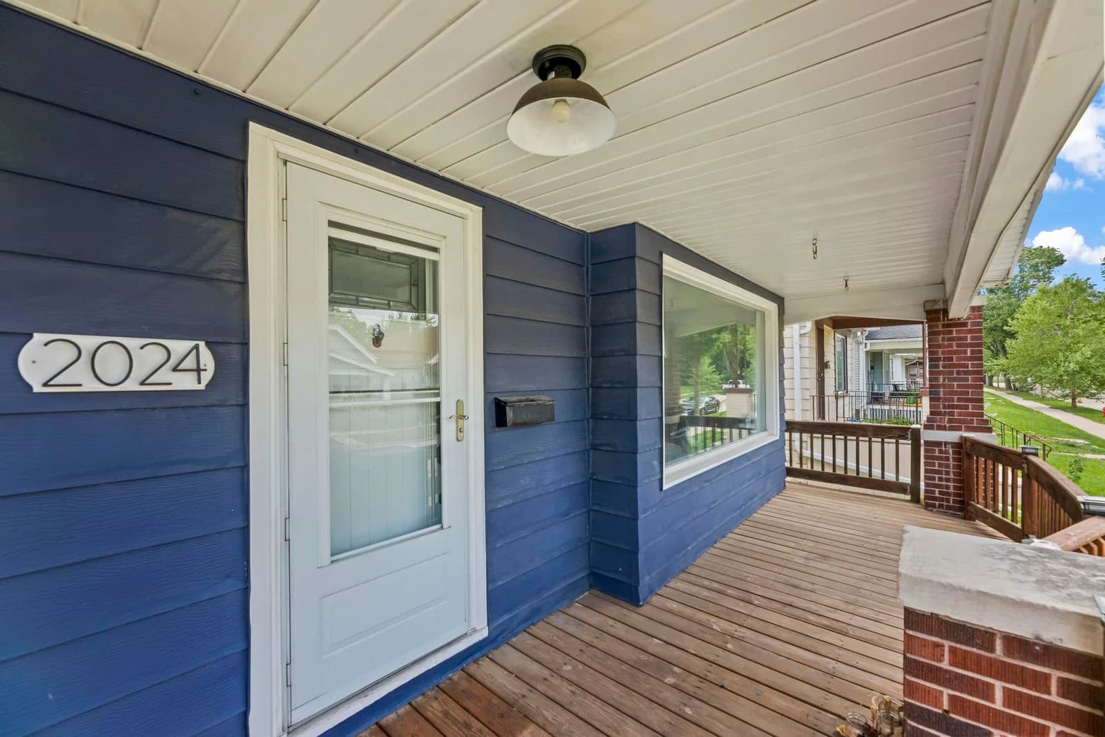 Listing photo