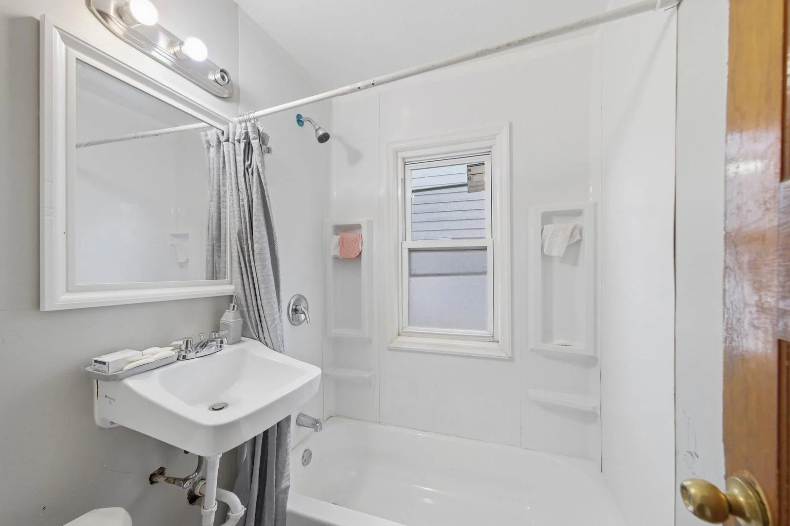 Photo 5 of 3744 39th St
