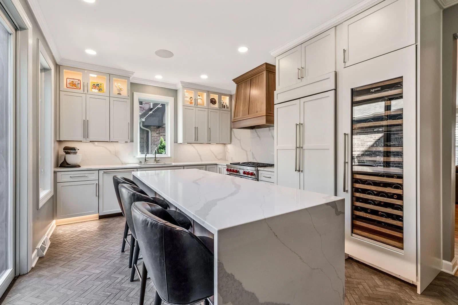 1012 Ogden Ave