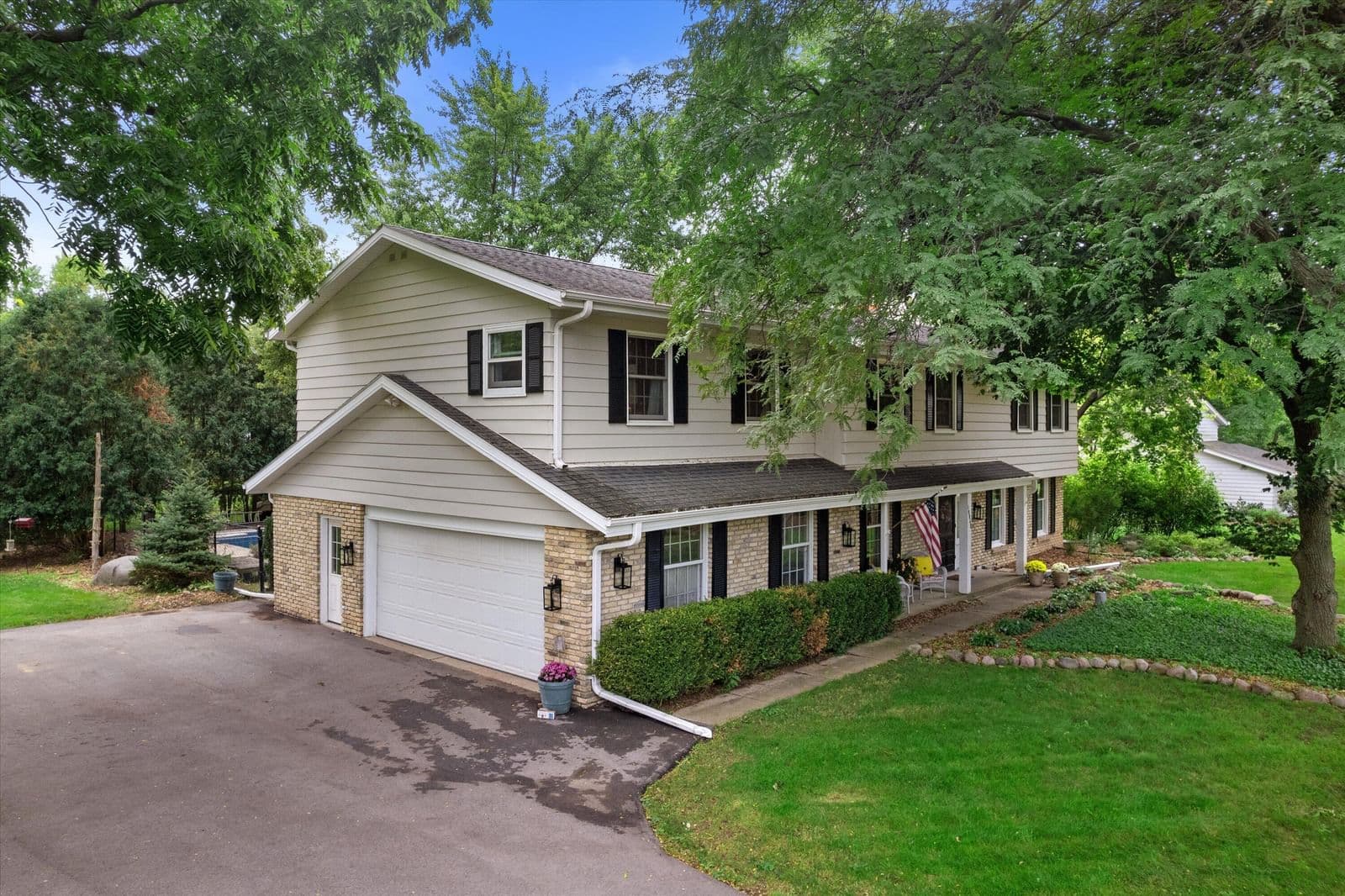 Photo 5 of 18045 Lamplighter Ln
