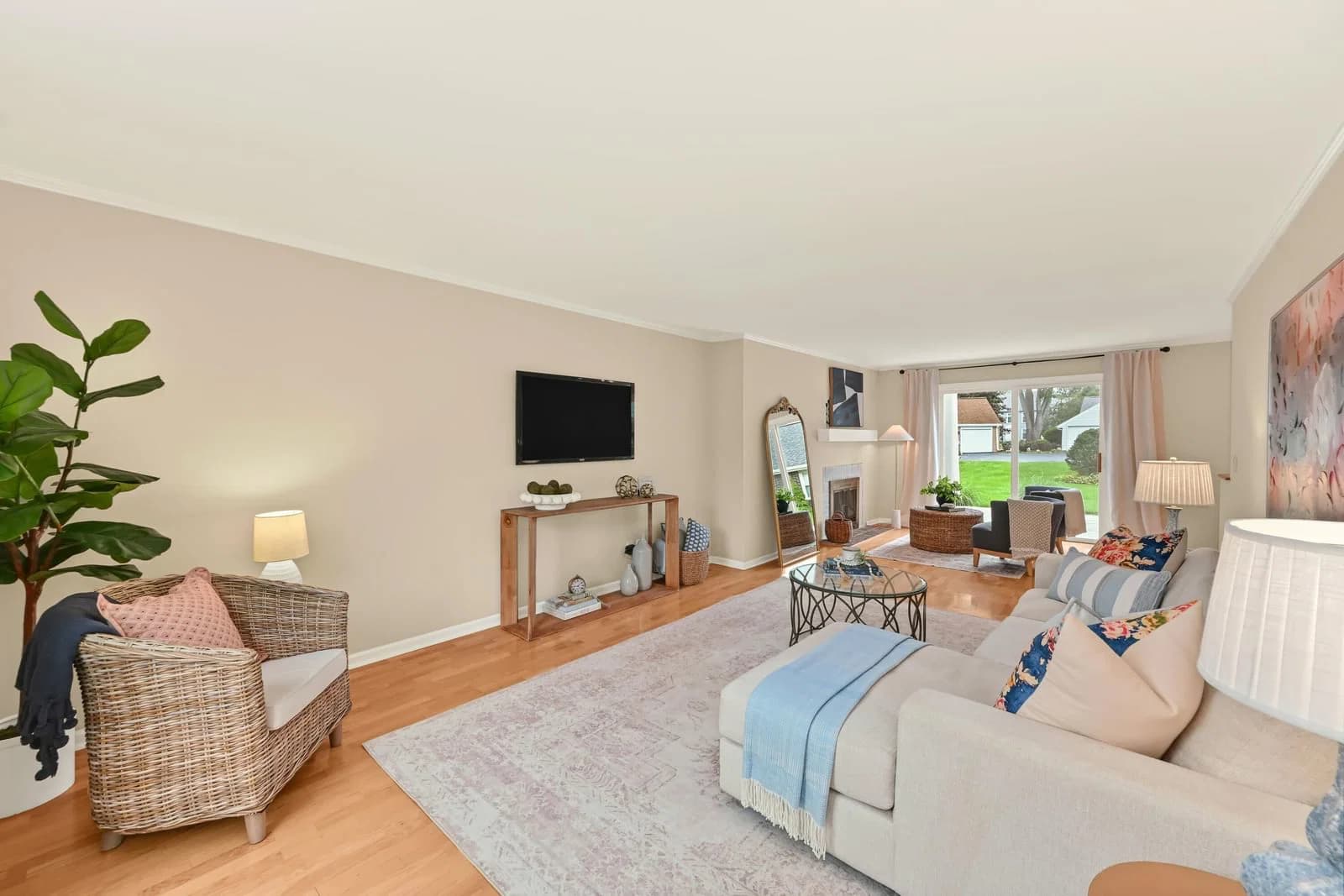 Photo 4 of 12511 Woodberry Dr