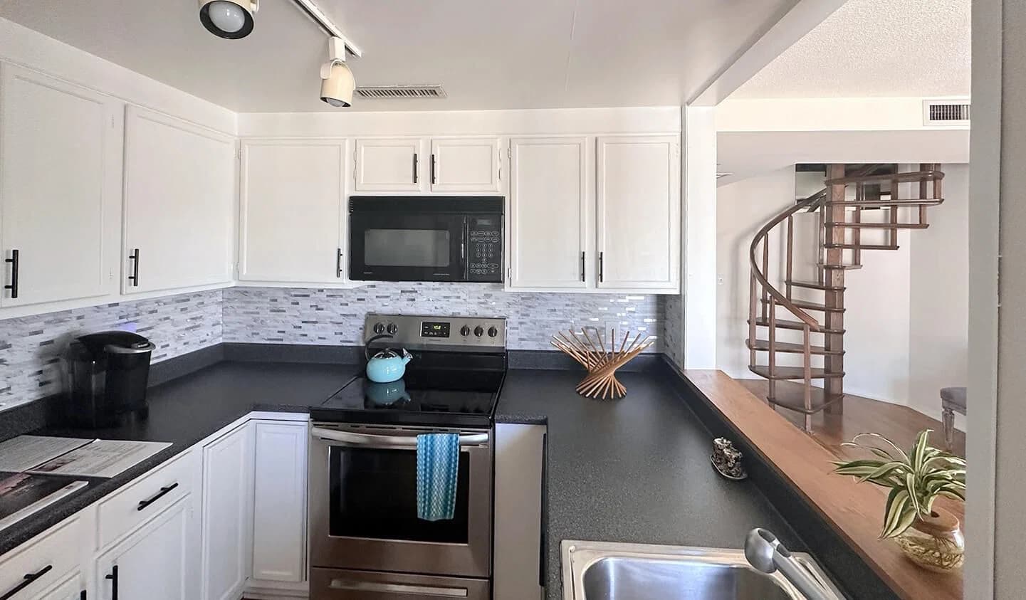 1633 Prospect Ave