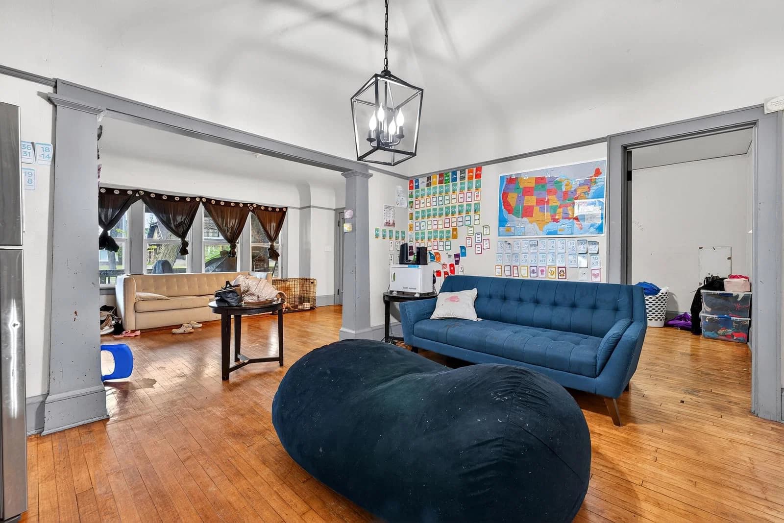1718 Capitol Dr