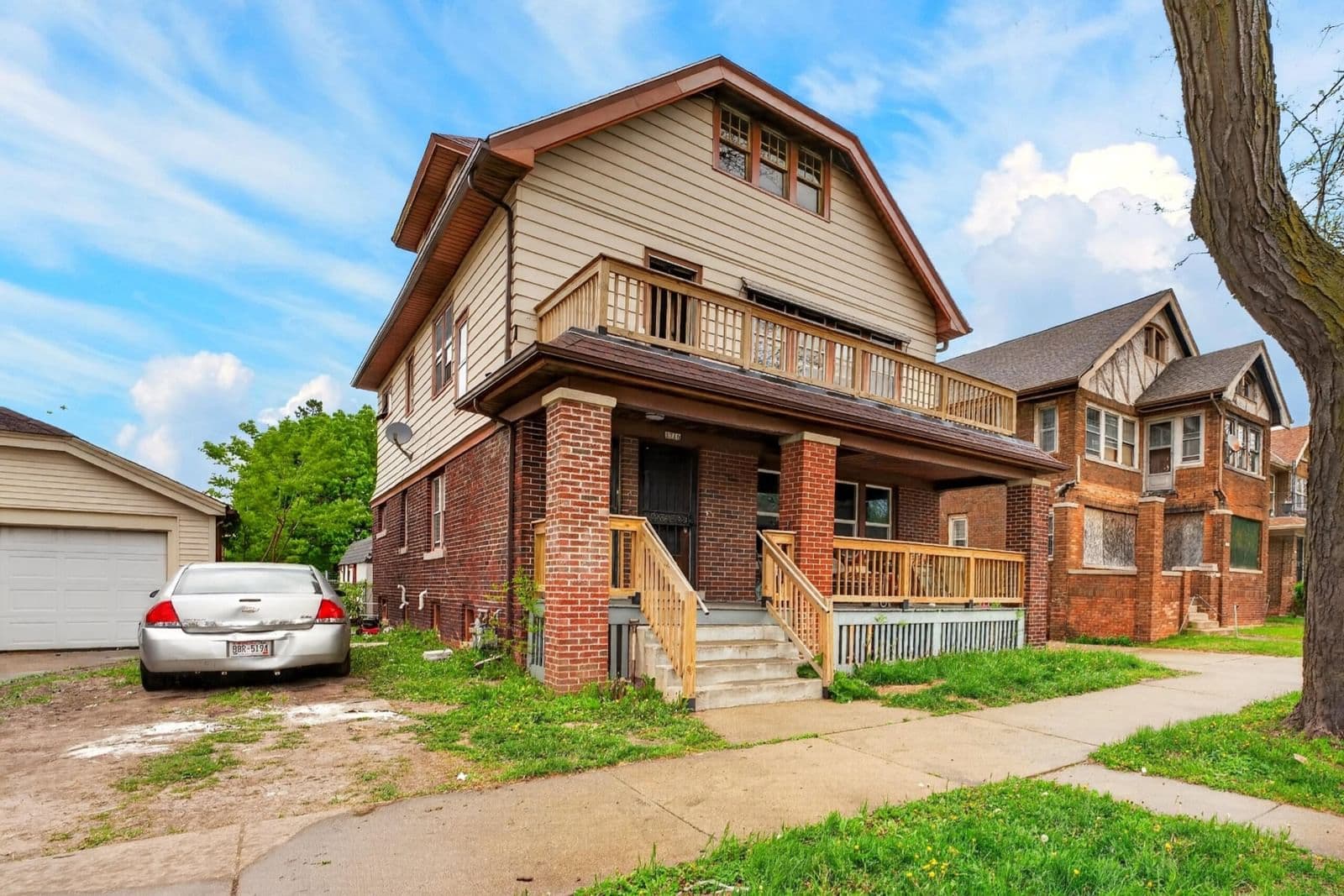 1718 Capitol Dr
