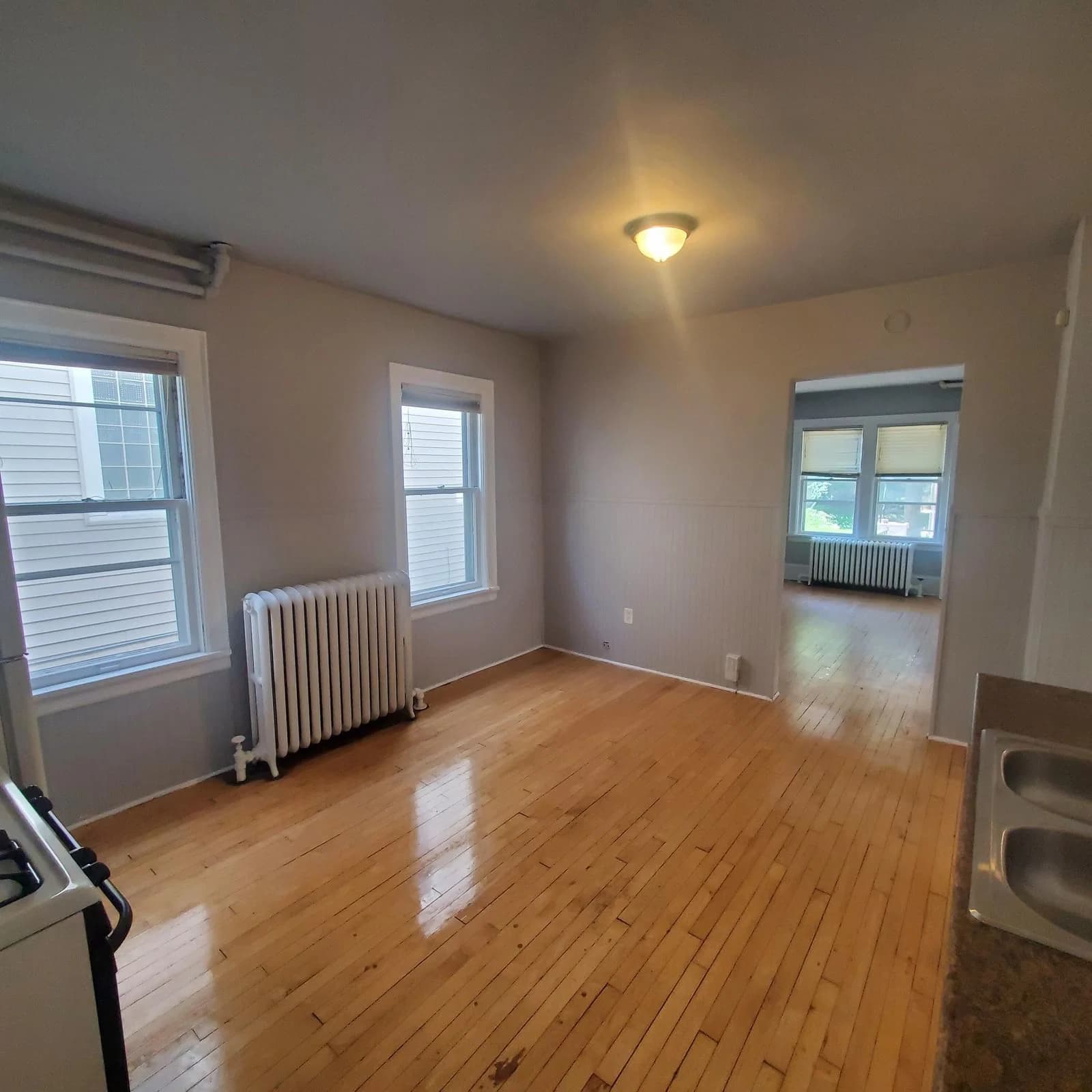 Photo 4 of 3138 Pierce St