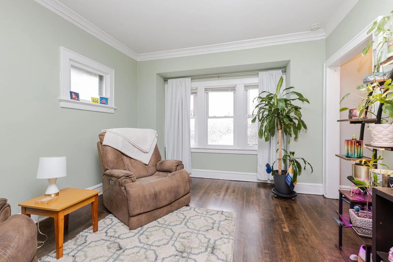 Photo 5 of 3061 Buffum St