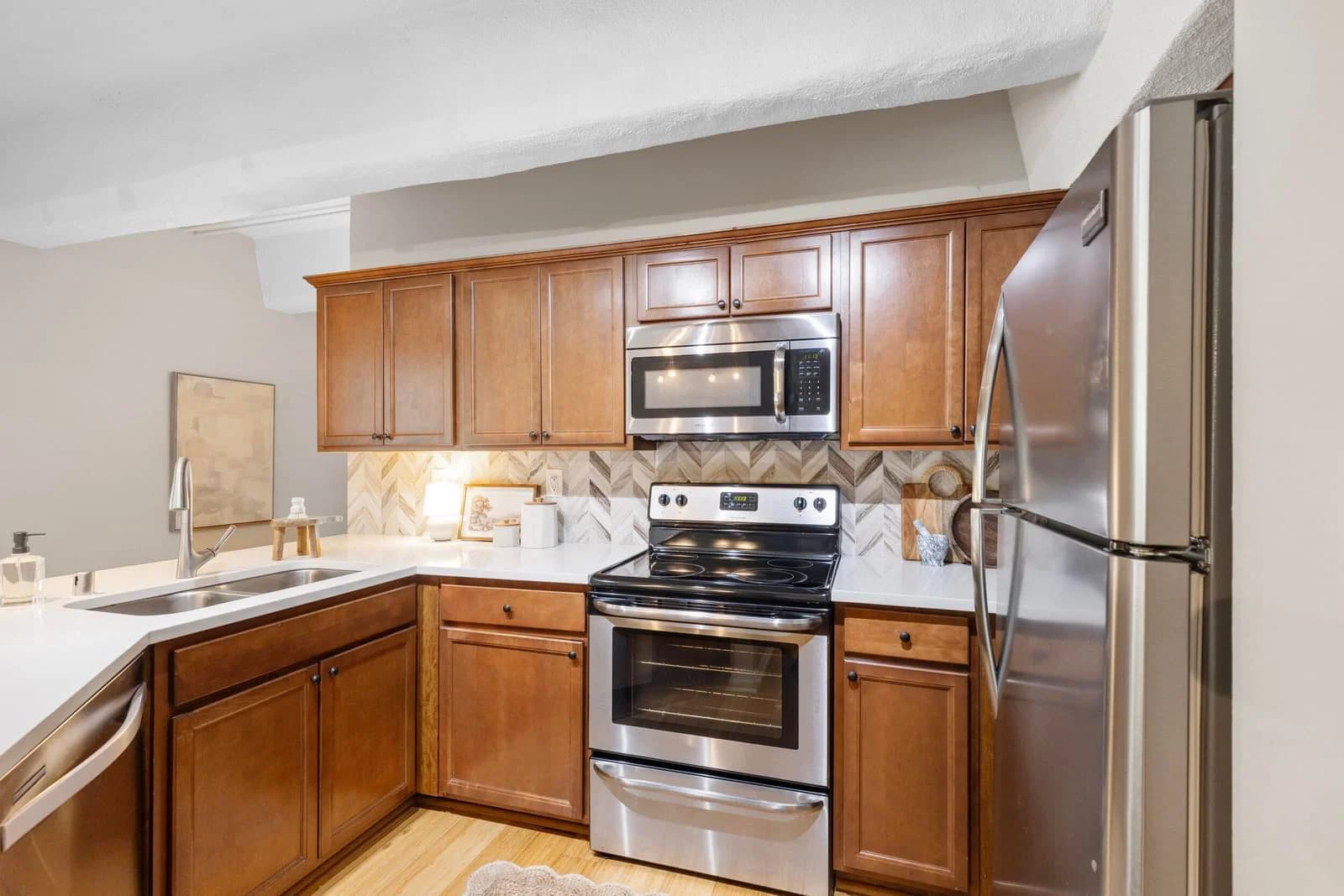Photo 5 of 270 Highland Ave