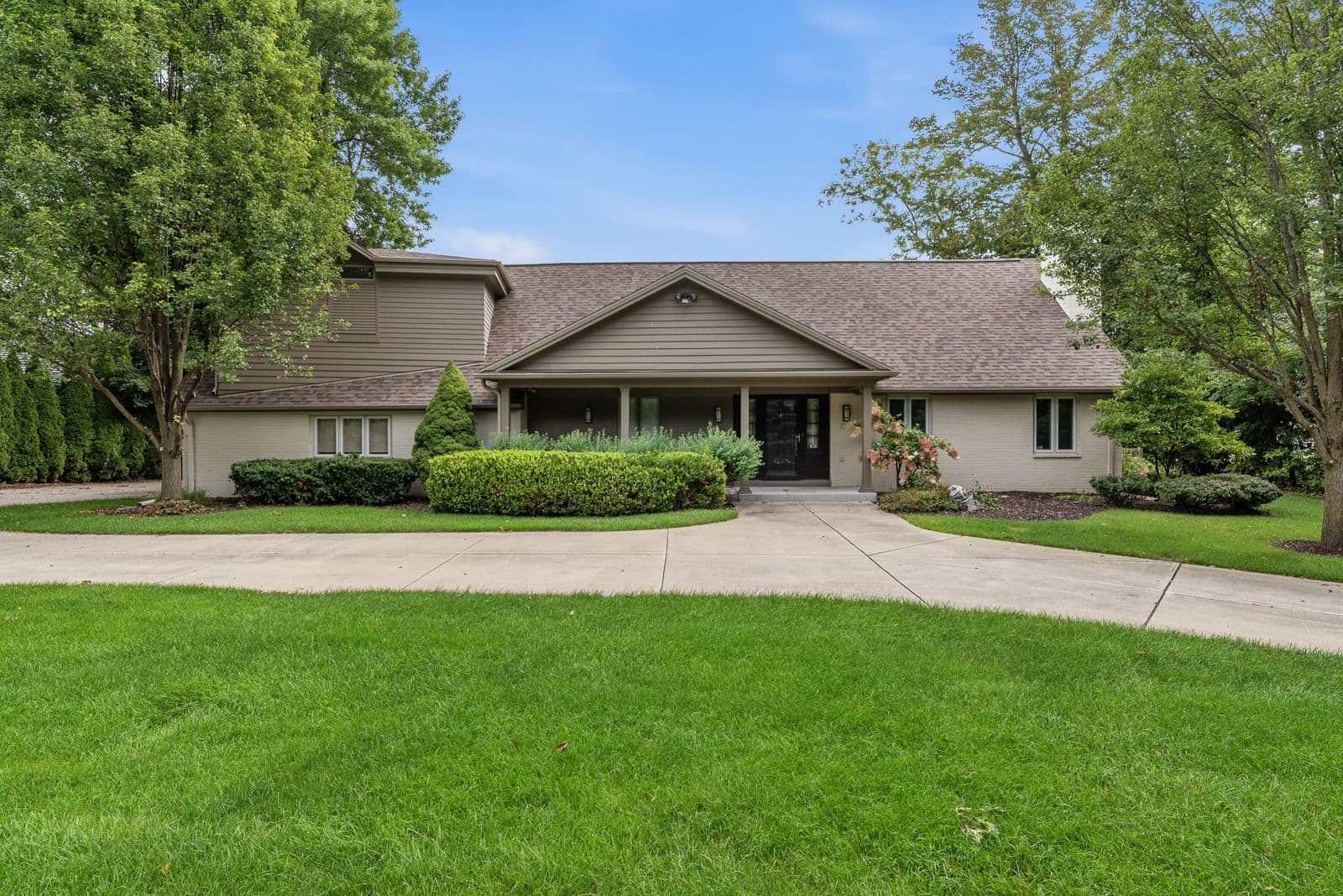 Photo 4 of 6540 Atwahl Dr