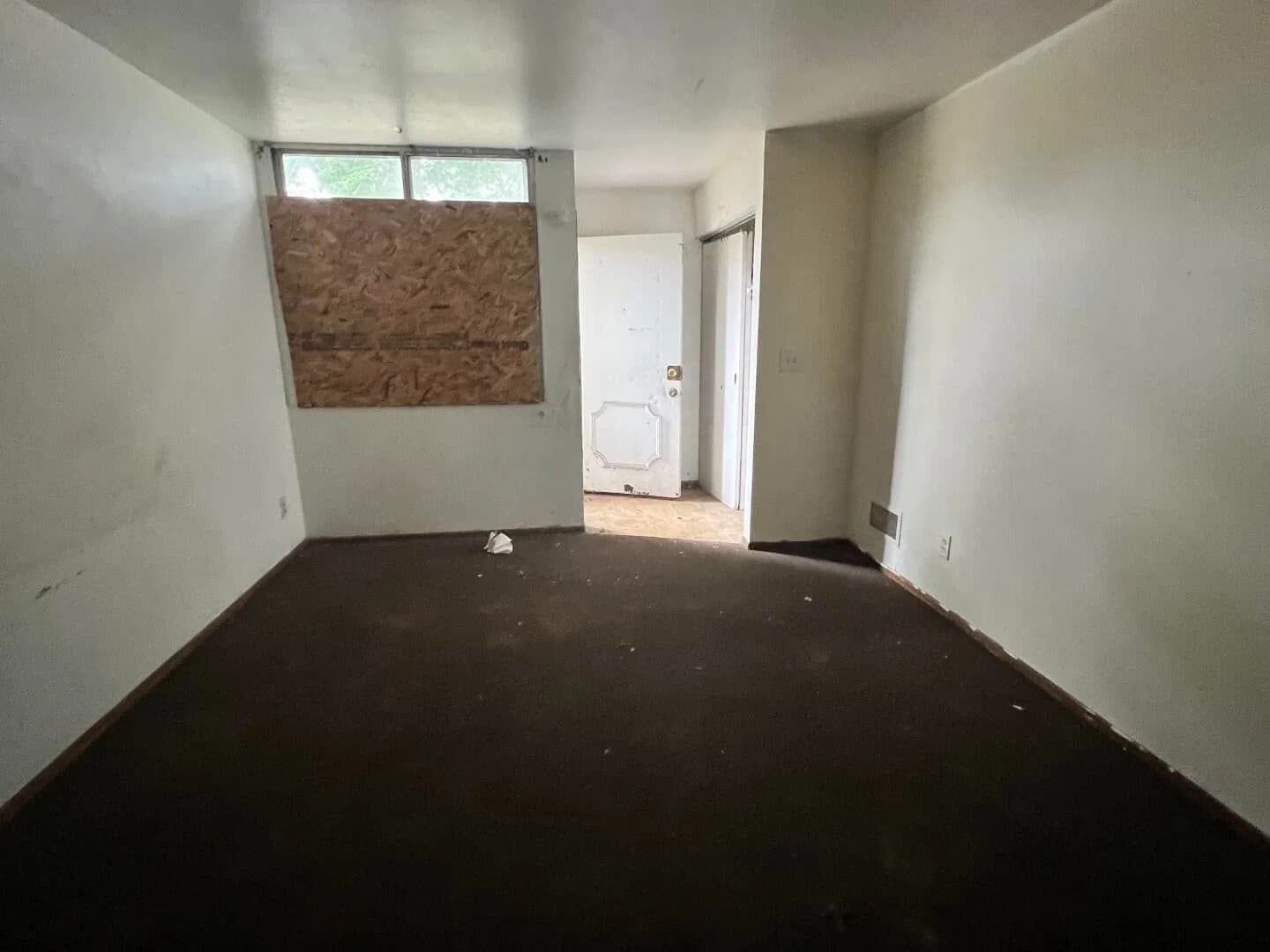 Photo 5 of 8931 Swan Rd
