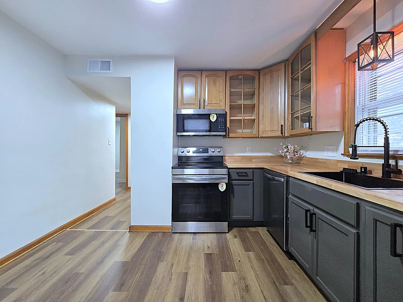 Photo 5 of 3136 77th St