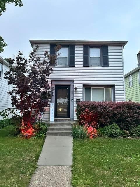Photo 2 of 6010 Main St