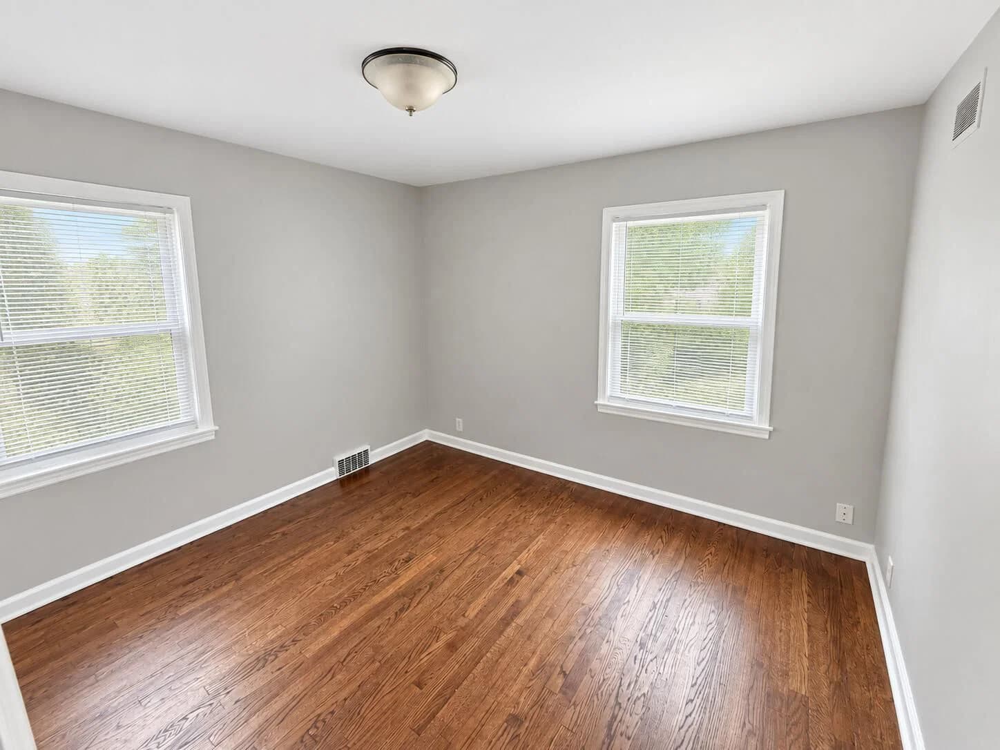 Photo 5 of 4226 Courtland Ave