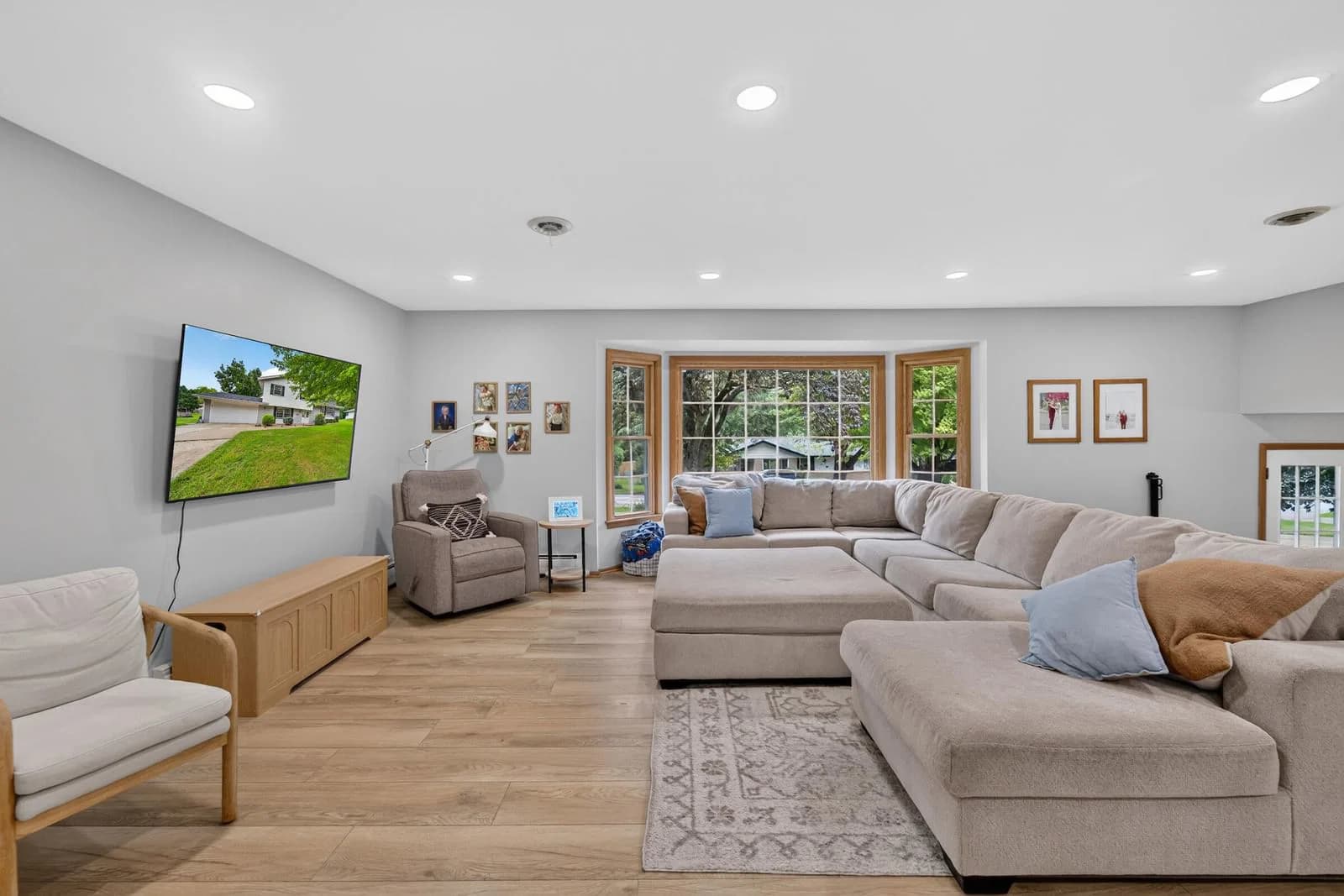 Photo 4 of 12725 Cardinal Crest Dr