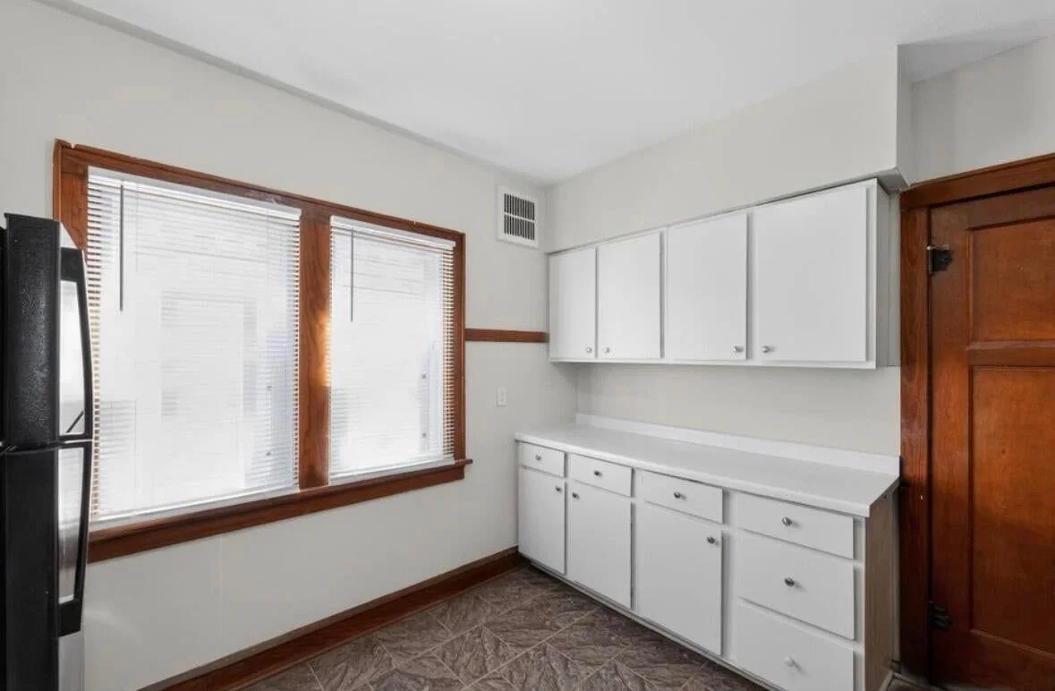 Photo 5 of 2959 59th St