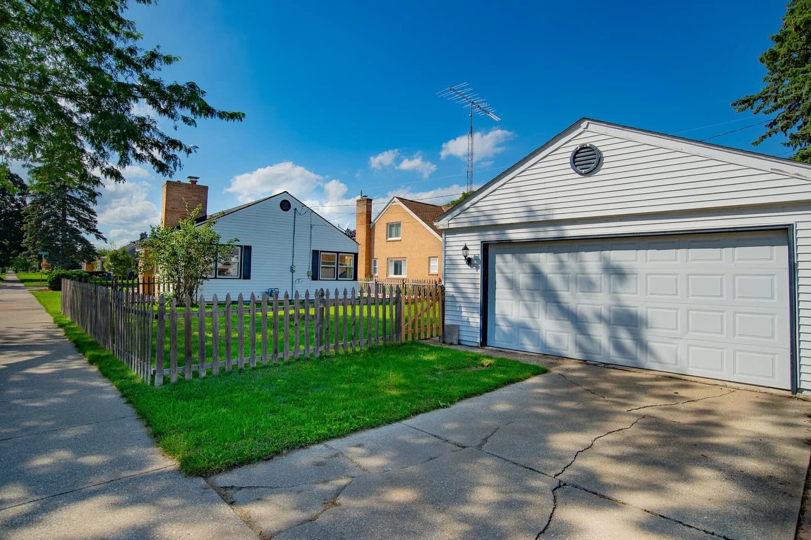 620 Melvin Ave