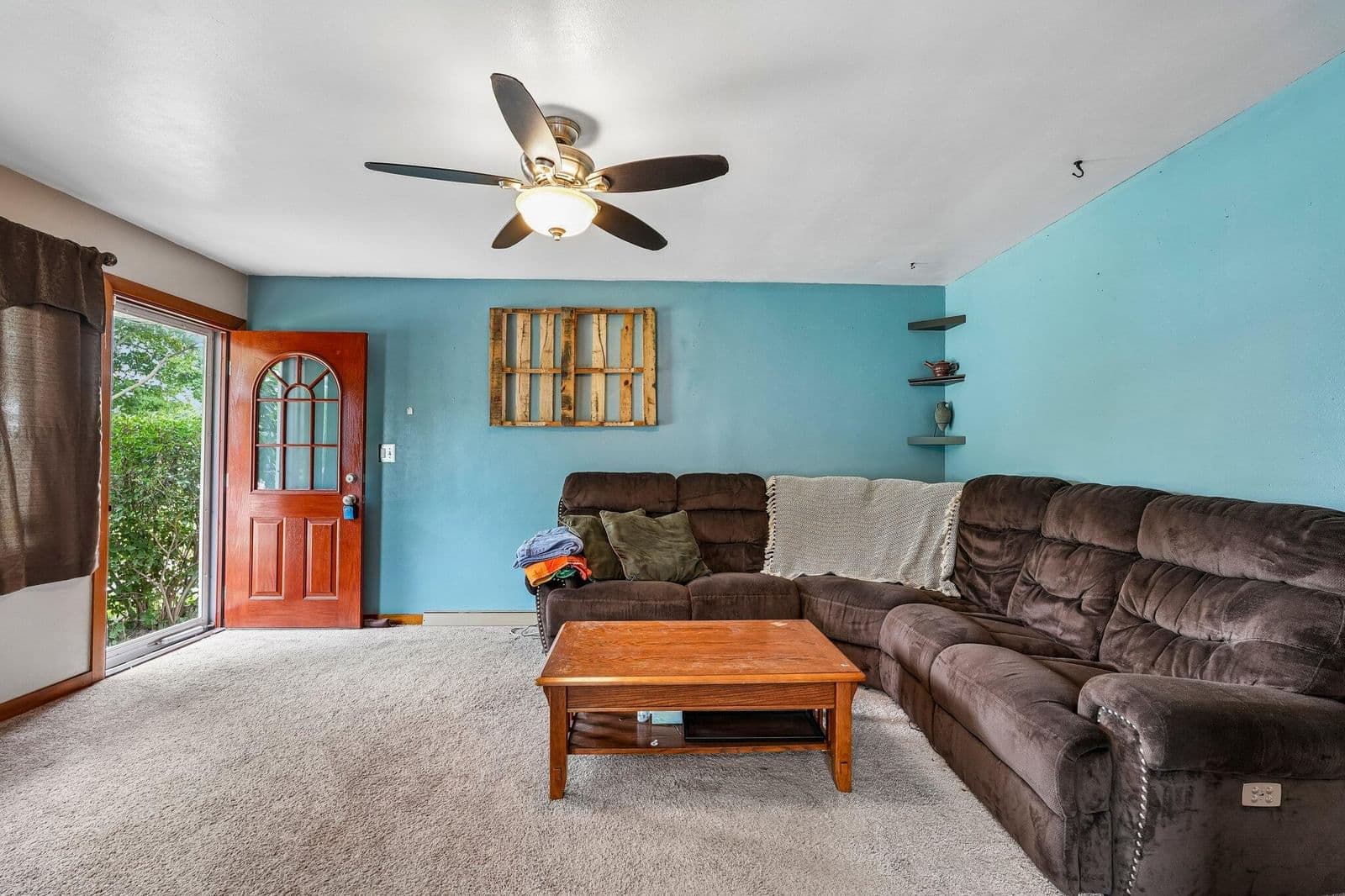 Photo 5 of 2617 Coolidge Ave