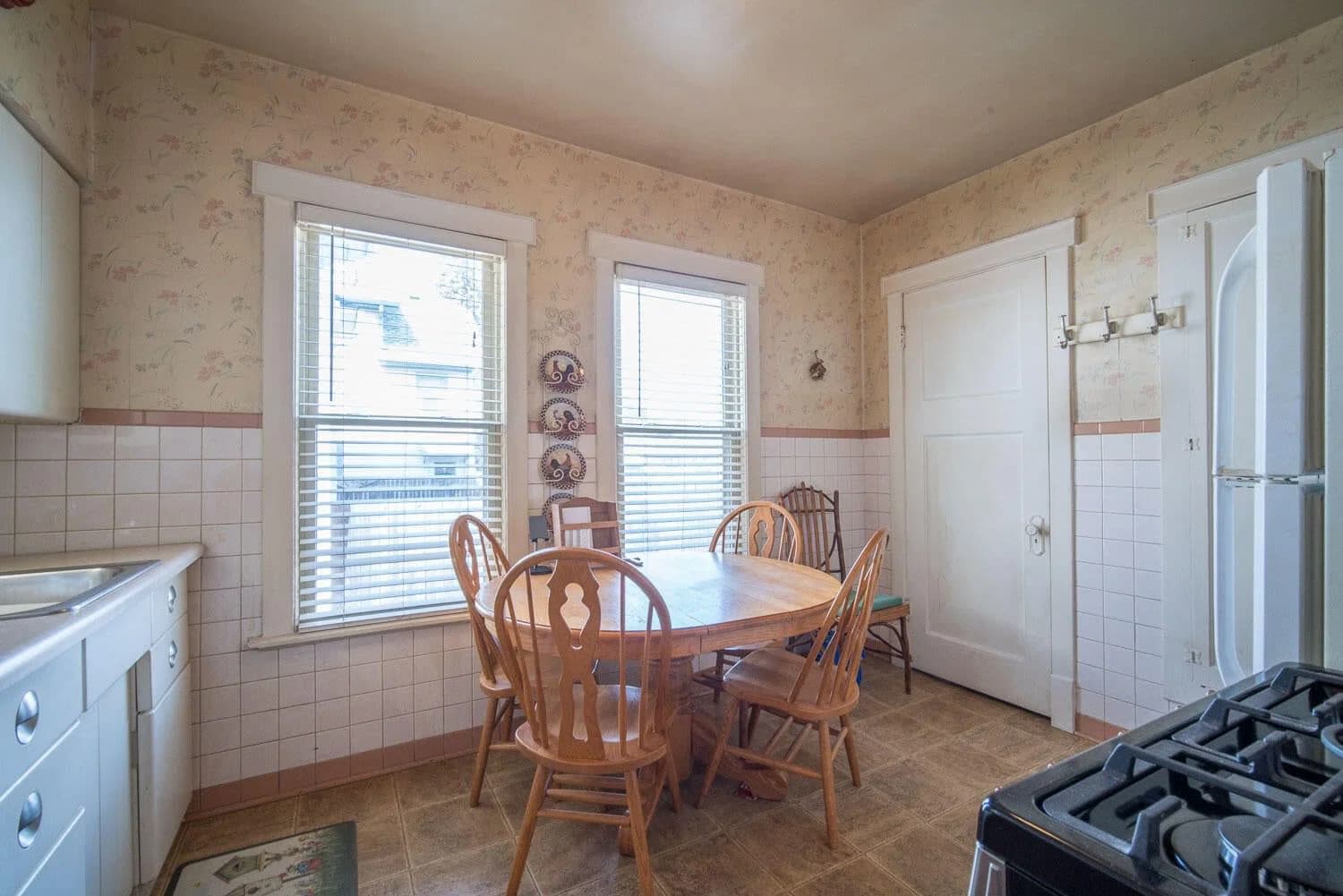 Photo 5 of 2172 84th St