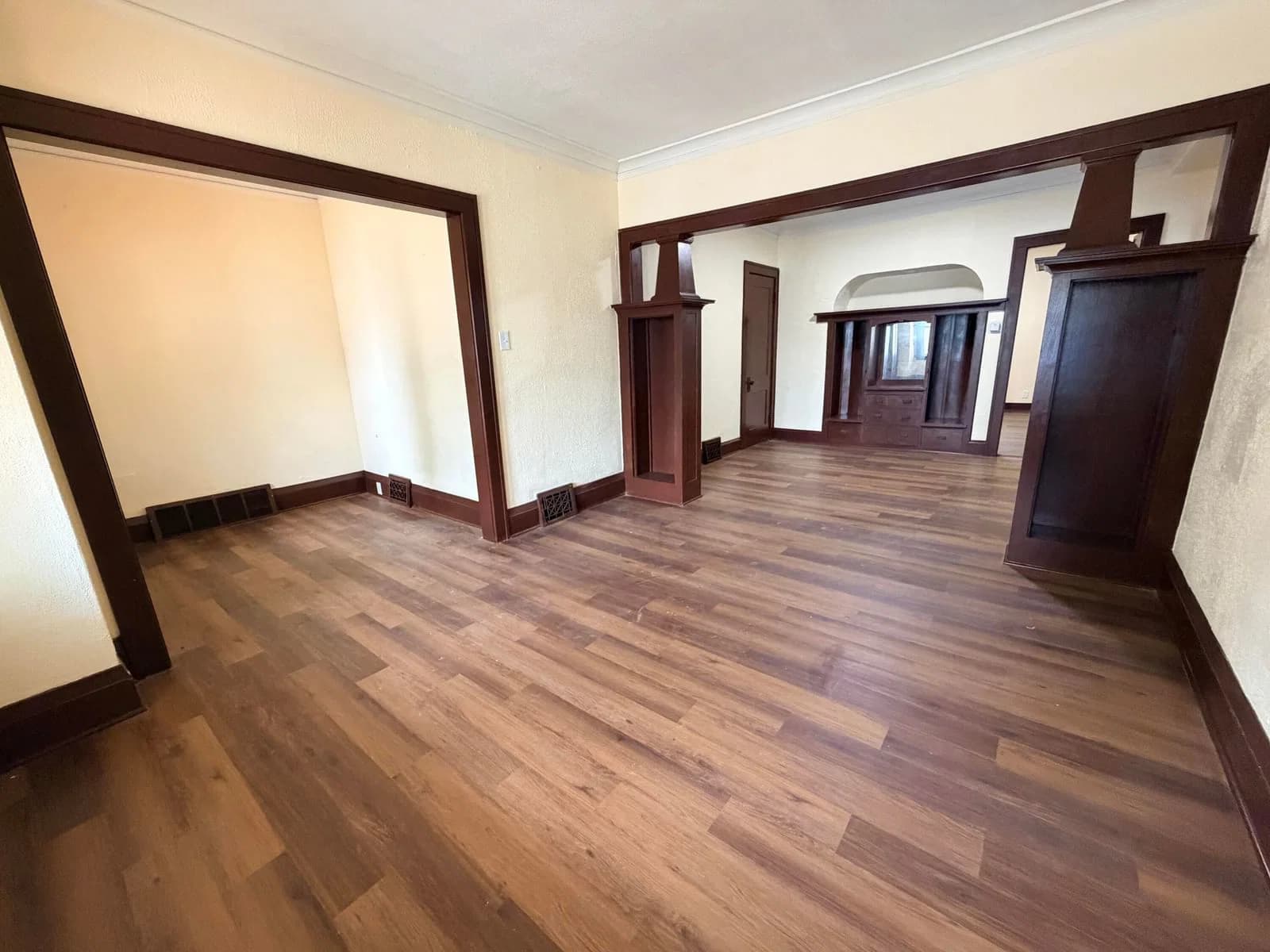Photo 4 of 2022 Keefe Ave