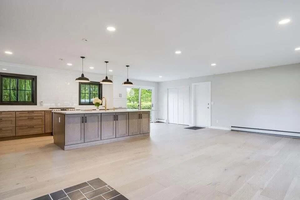 Photo 5 of 2050 Mt Kisco Dr