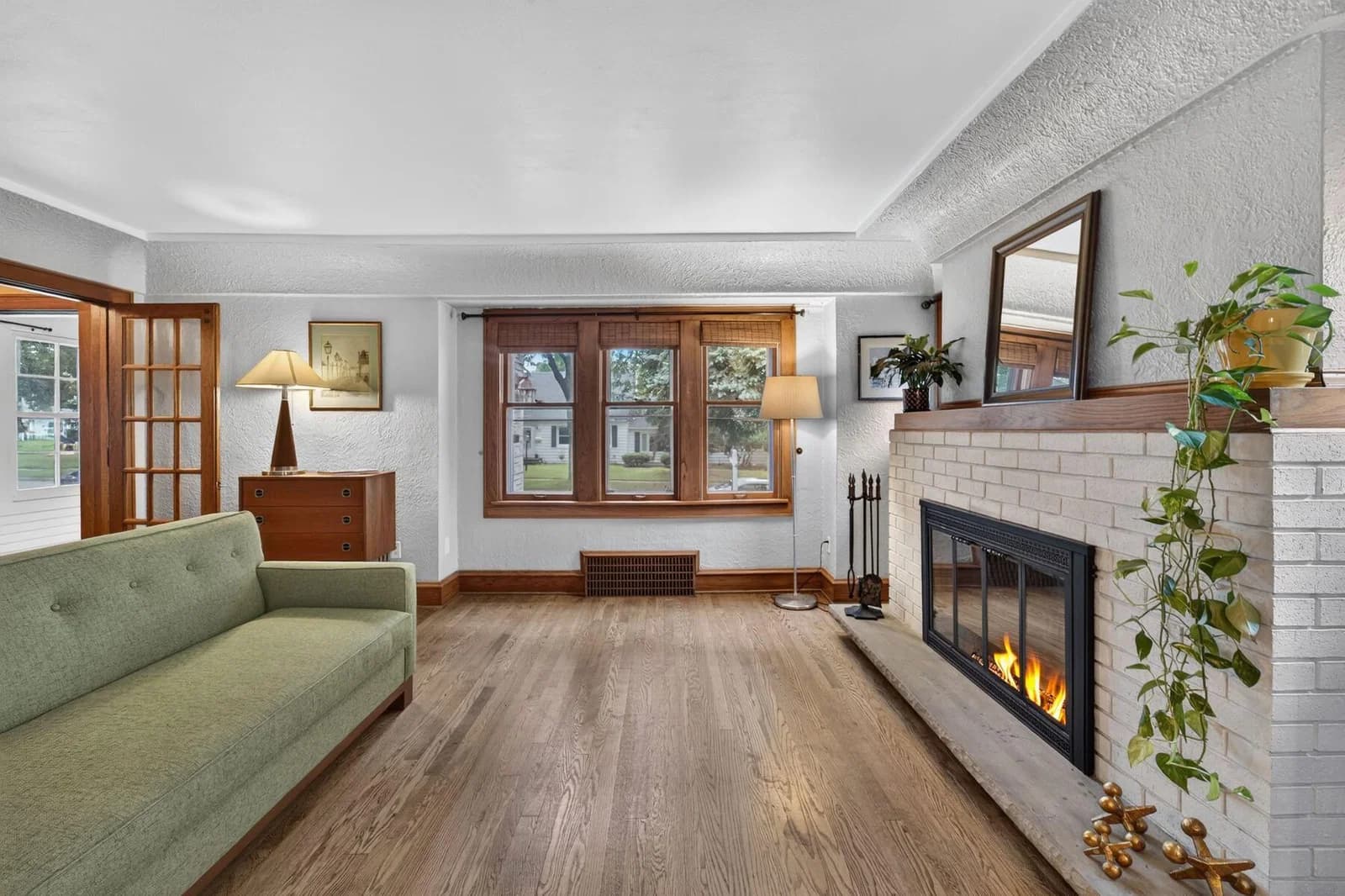7039 Stuth Pl